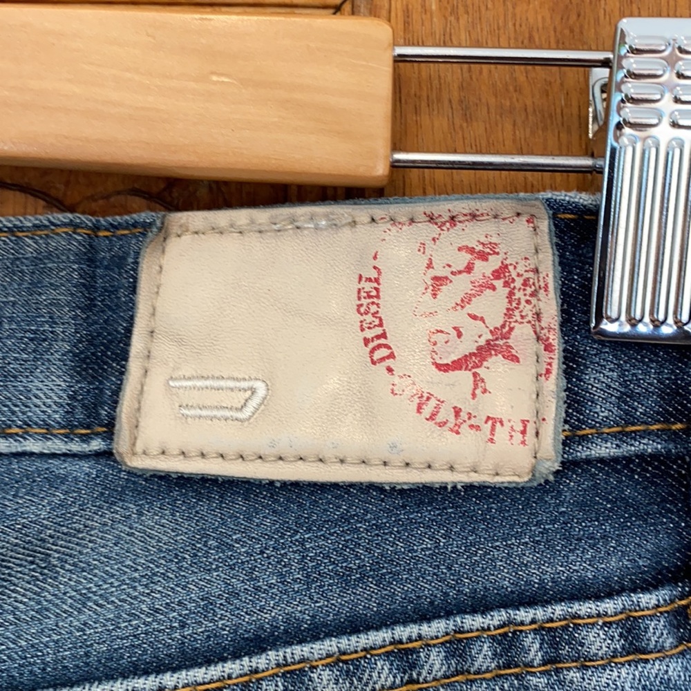 Diesel denim jean 30 waist 33 inseam blue button fly 5 pocket 100% cotton - Picture 7 of 16